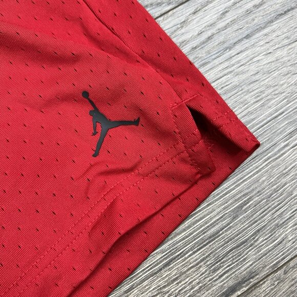 Jordan Basketball Shorts Sz Large Mens Red Dri Fit Mesh $40 - Picture 5 of 10